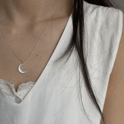 Lunather™ Moonlight Mother-of-Pearl Necklace