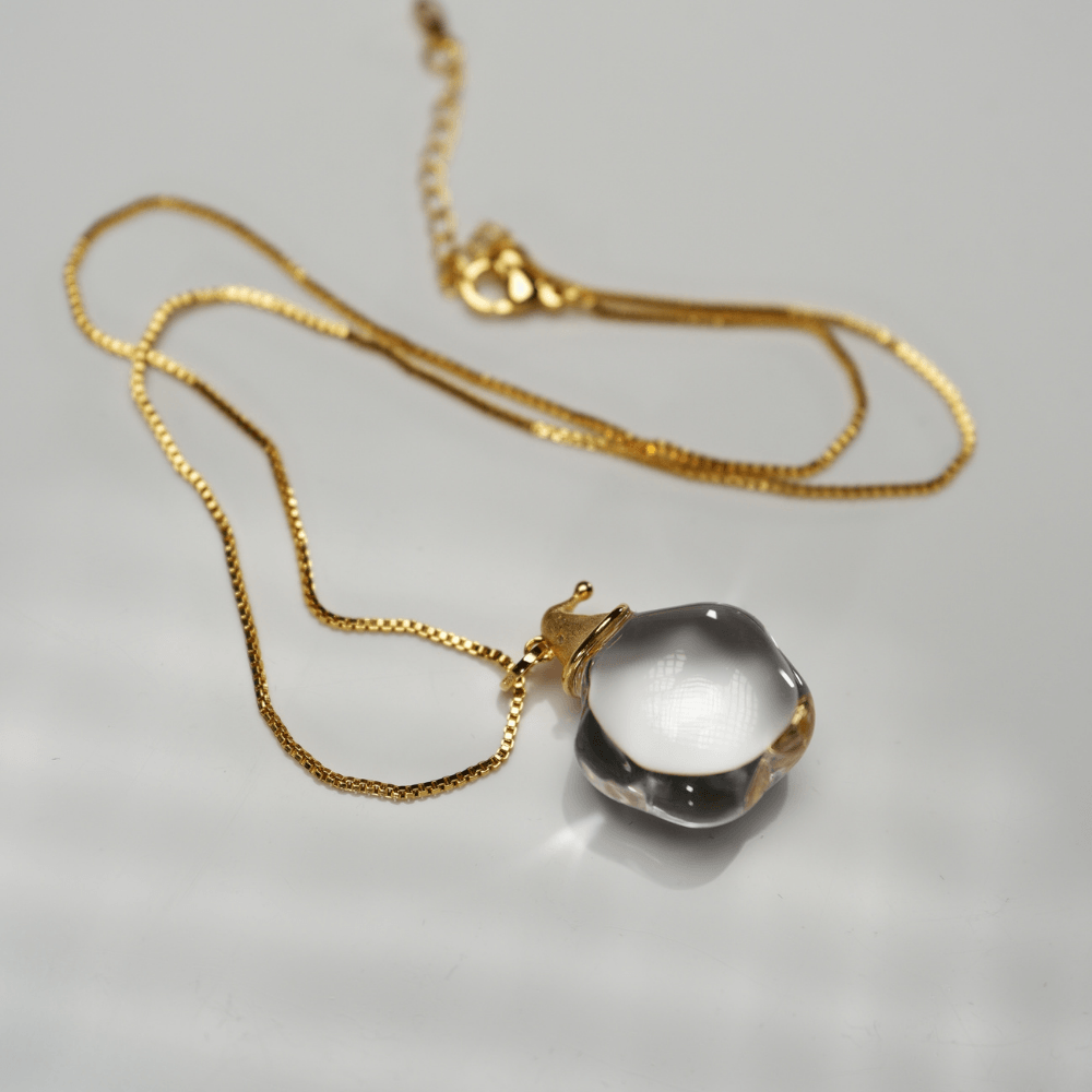 Lunather™ Little Star Clear Quartz Necklace