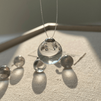 Lunather™ Invisible Floating Bubble Clear Quartz Necklace