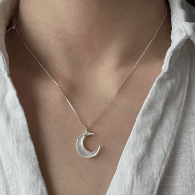 Lunather™ Moonlight Mother-of-Pearl Necklace