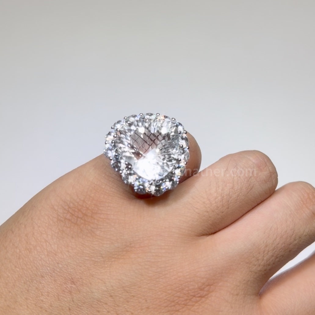 Lunather™ Amore Oversized Heart-Cut Clear Quartz Halo Ring