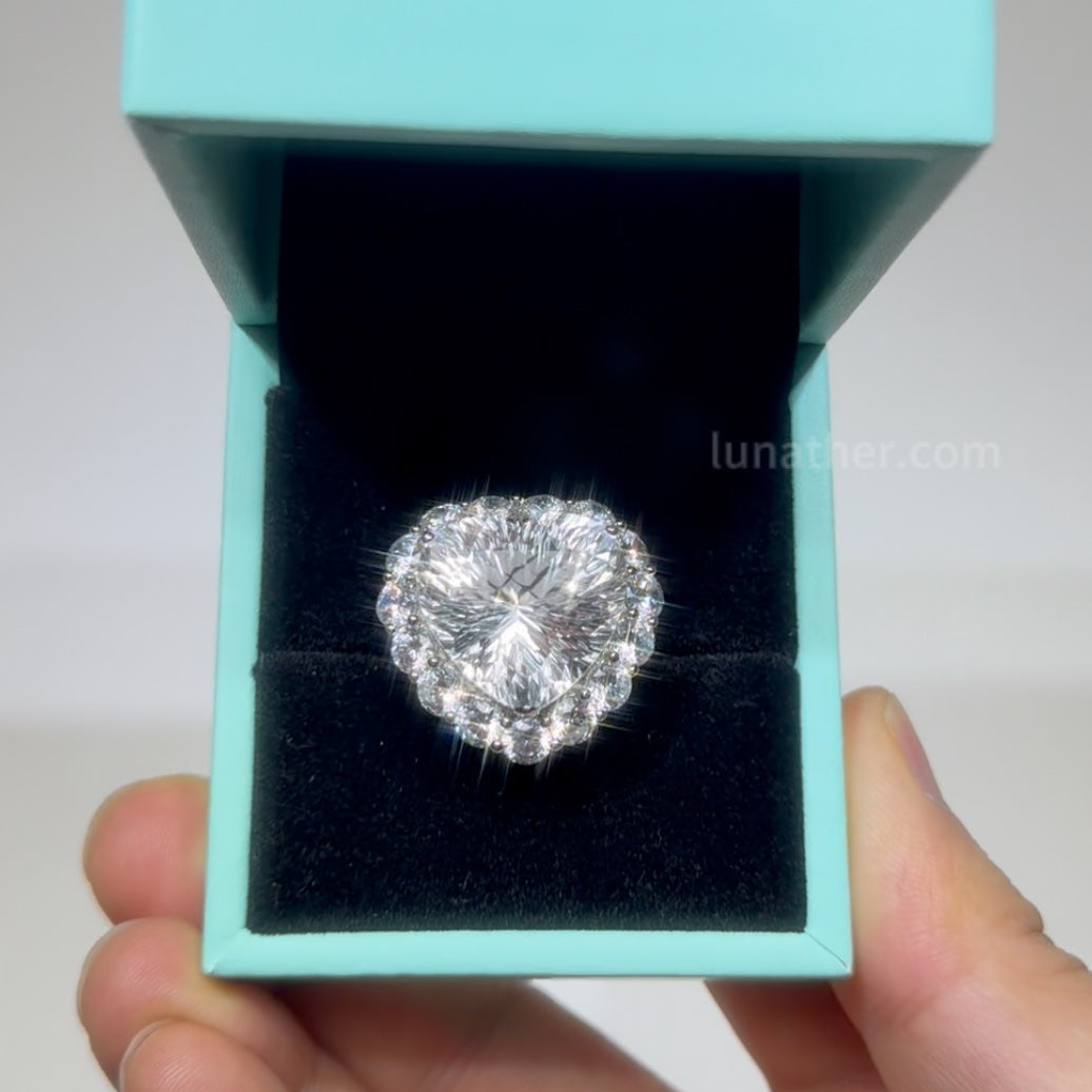 Lunather™ Amore Oversized Heart-Cut Clear Quartz Halo Ring